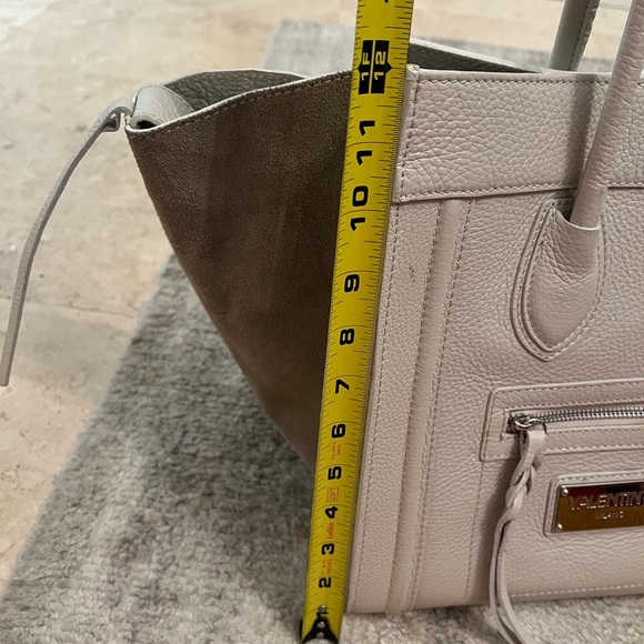 NWT never used Valentino bag from off Saks fifth ave. original price tag - Picture 4 of 9